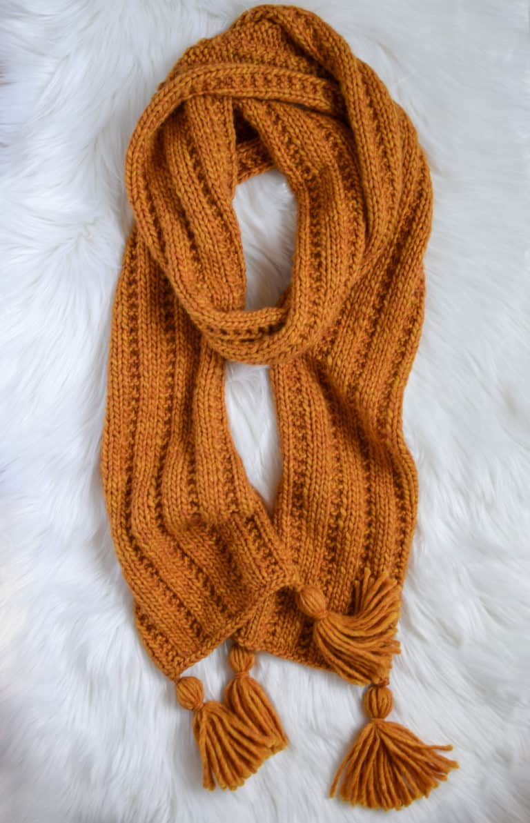 Garter Rib Knit Scarf - Free Pattern - Knifty Knittings