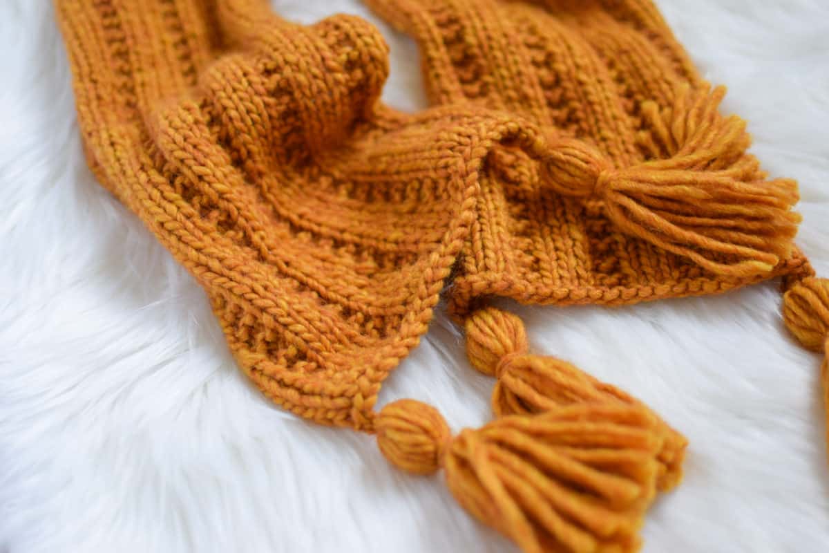 Garter Rib Knit Scarf - Free Pattern - Knifty Knittings